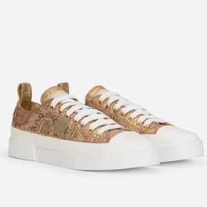 Authentic Dolce & Gabanna Sneakers 37.5 women
